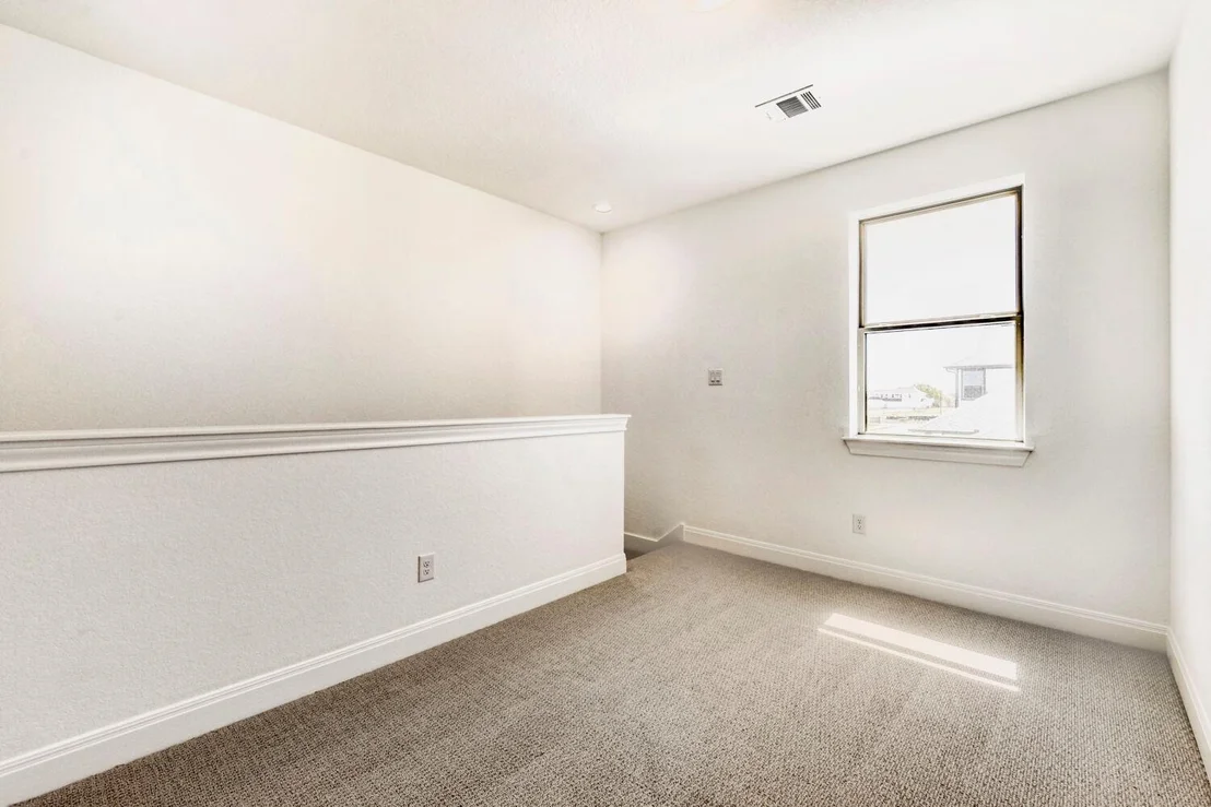 Photo of 338 Orleanian DR