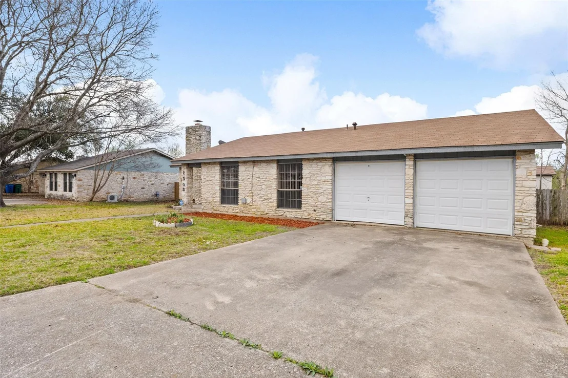 Photo of 2303 Carolyn DR