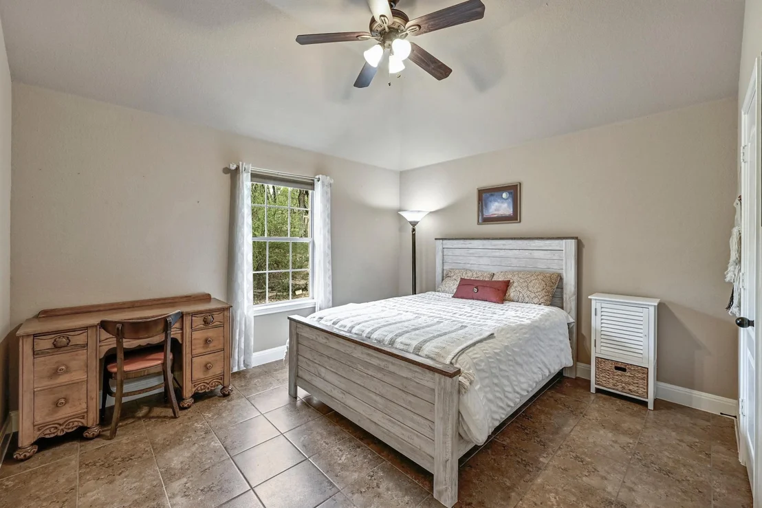 Photo of 615 Mountain Crest DR