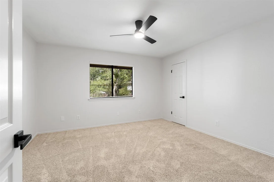 Photo of 12600 Oro Valley CV