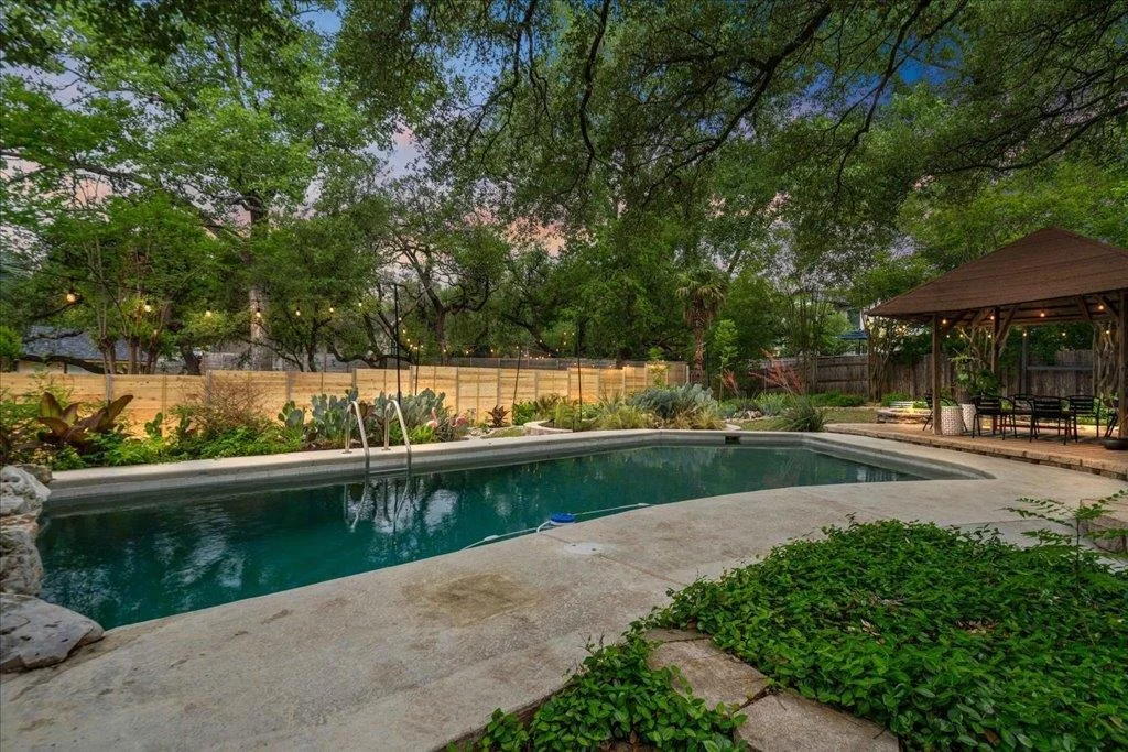 Photo of 11514 Oak Knoll DR