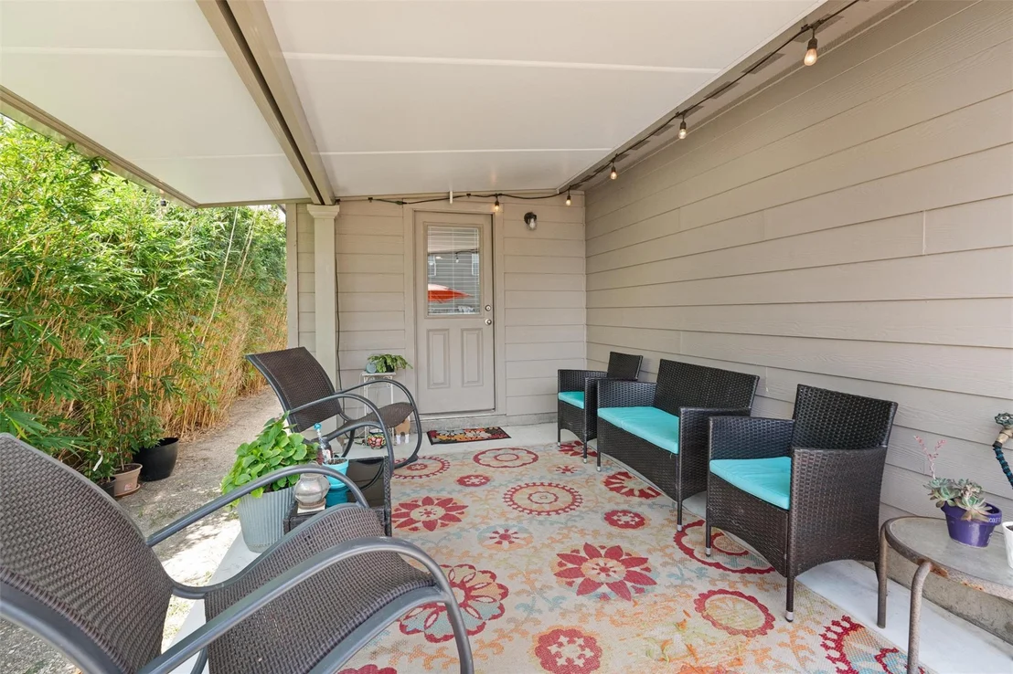 Photo of 212 Hyacinth WAY