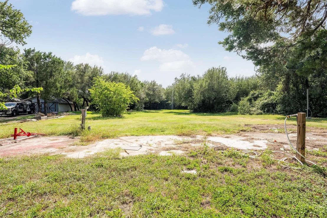 Photo of 1305 High Chaparral DR