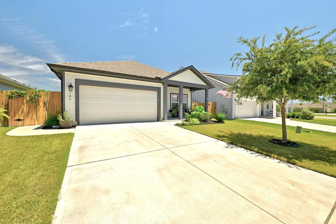 Photo of 107 Trailside LN