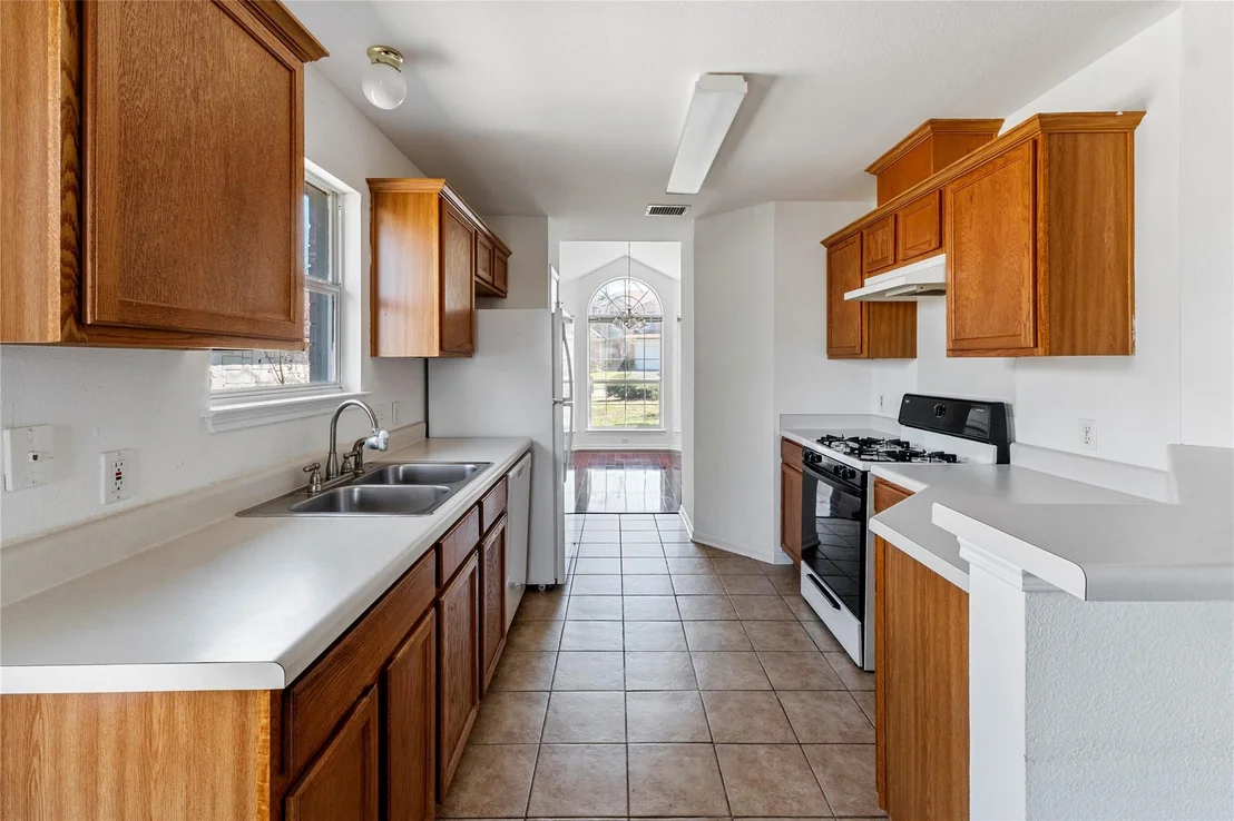 Photo of 13902 Lampting DR