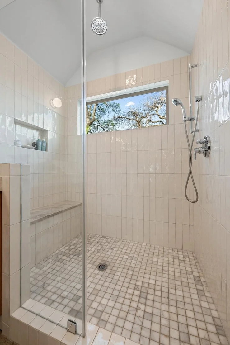 Photo of 1802 Eva ST