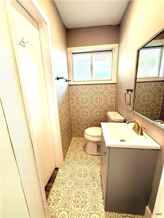 Photo of 302 Smith ST