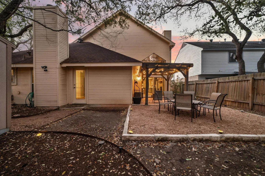 Photo of 11401 Boothill DR