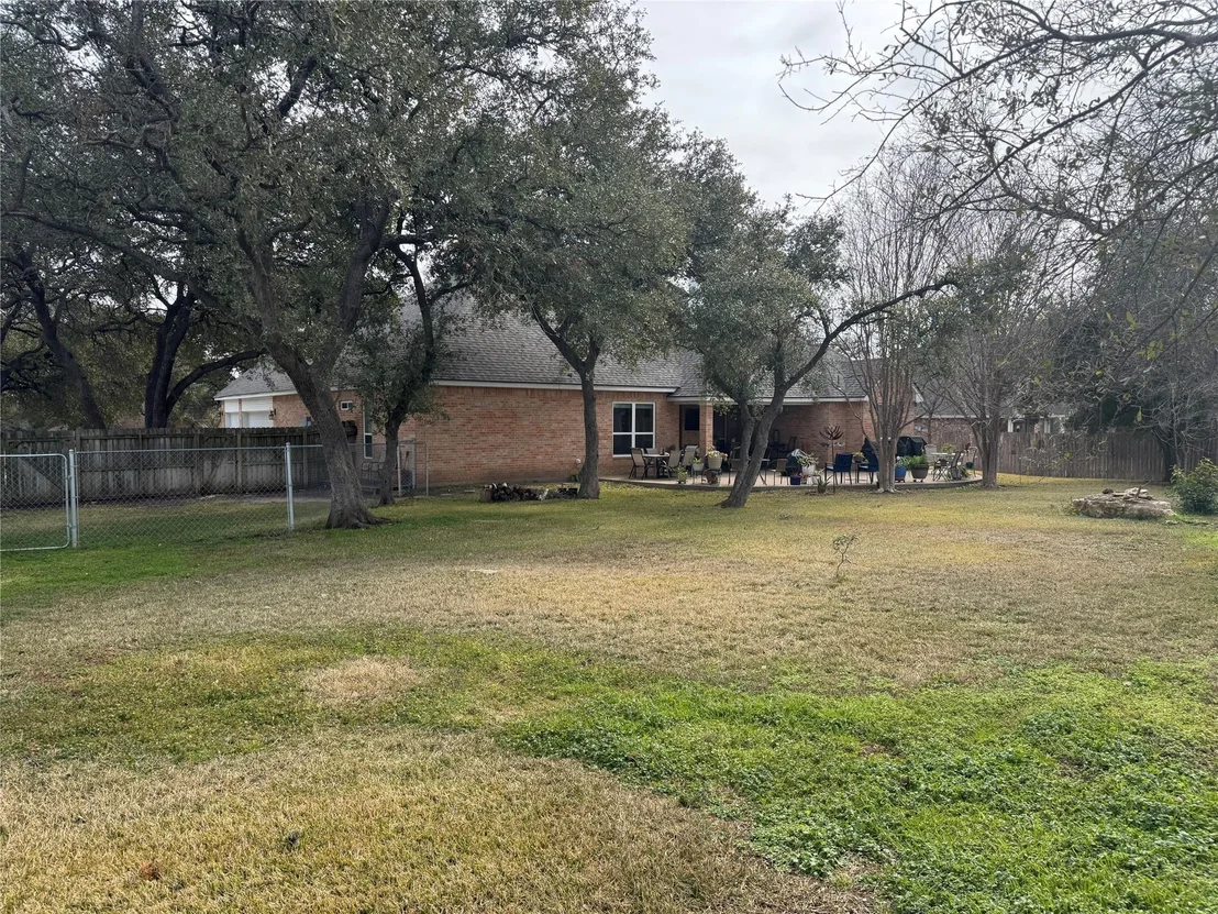 Photo of 385 Green Park DR