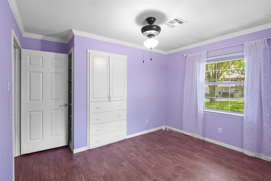 Photo of 731 Verna Lee BLVD
