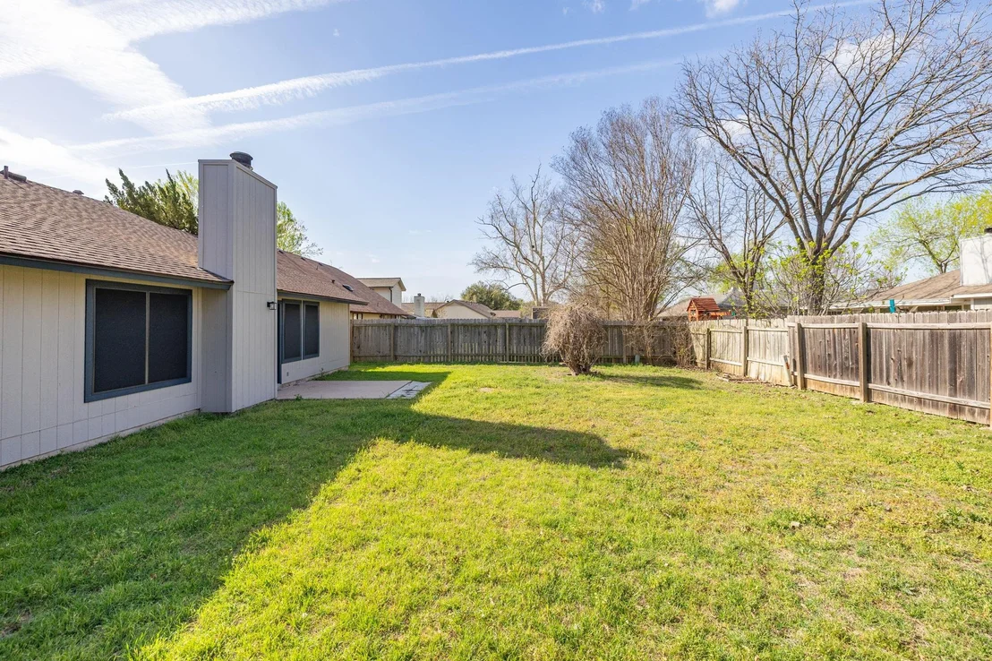 Photo of 1816 Provident LN