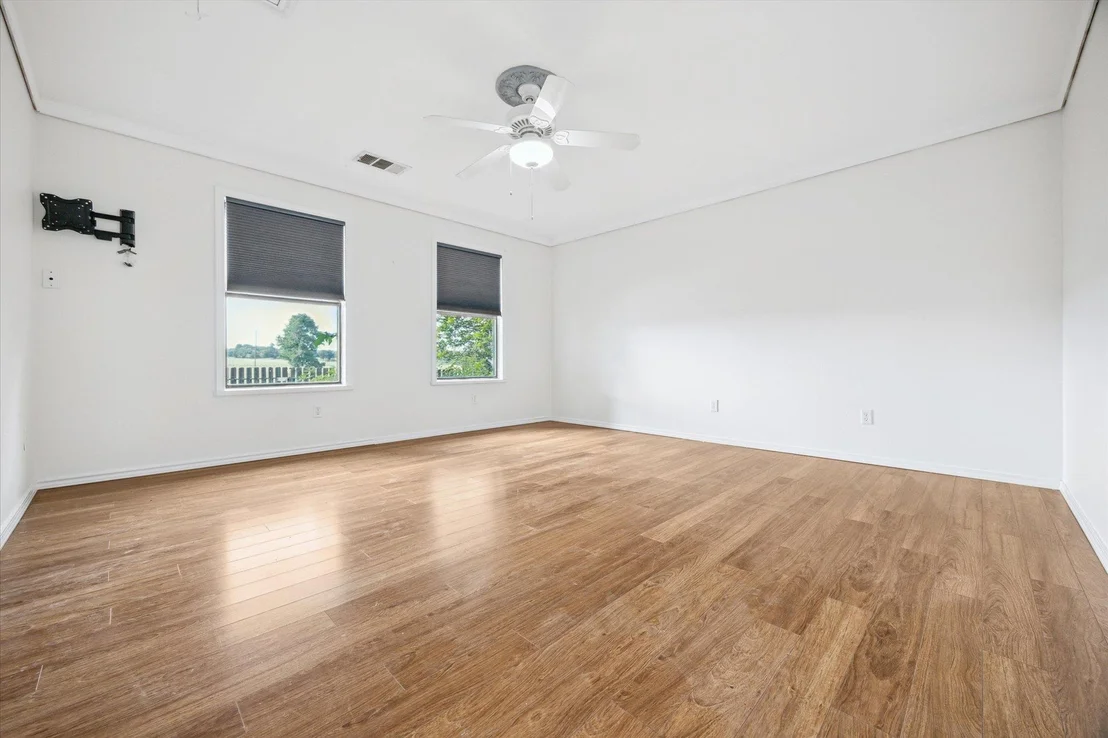 Photo of 4451 County Road 467