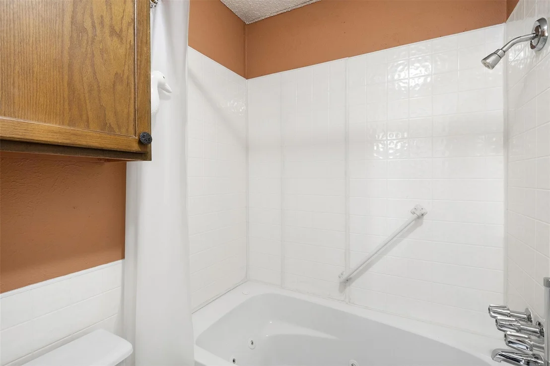 Photo of 2303 Carolyn DR