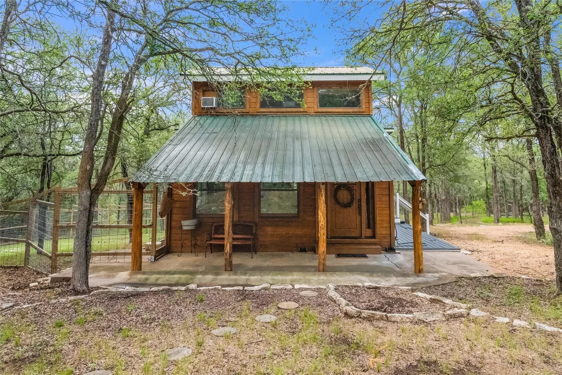 Photo of 415 Balch RD