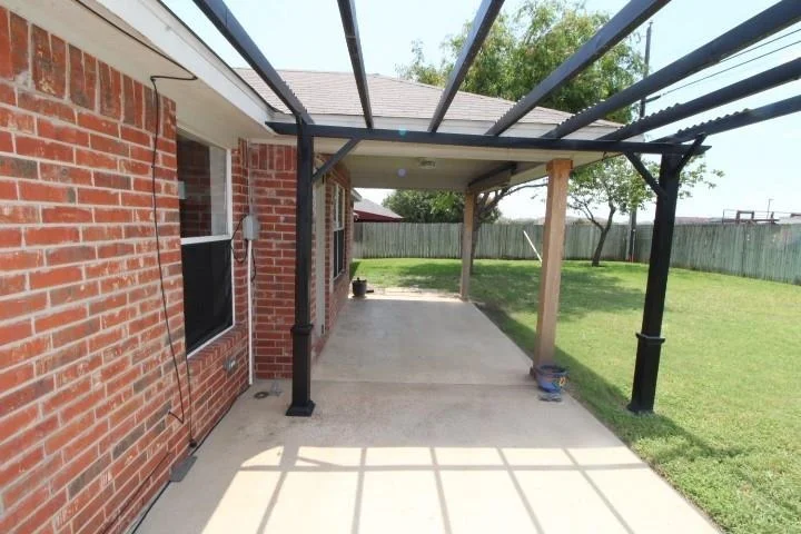 Photo of 3303 Solomon DR
