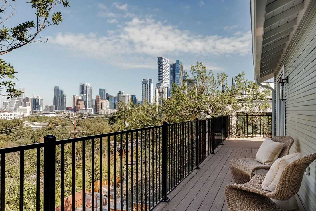 Photo of 1110 Travis Heights BLVD