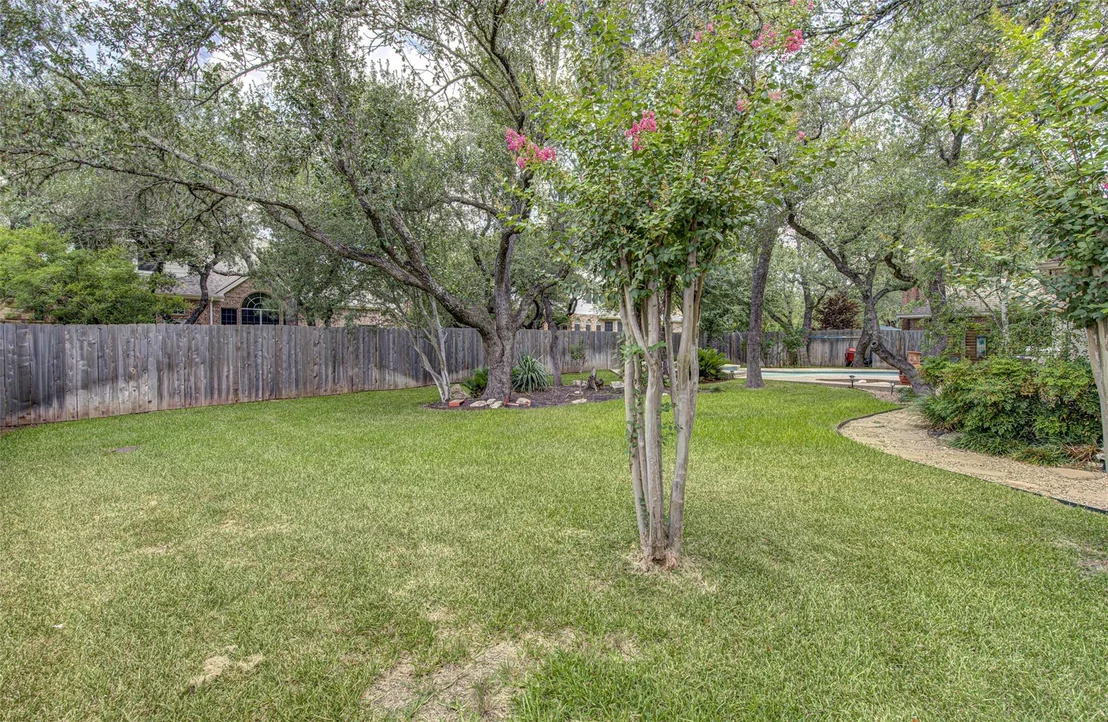 Photo of 10619 Indigo Broom LOOP