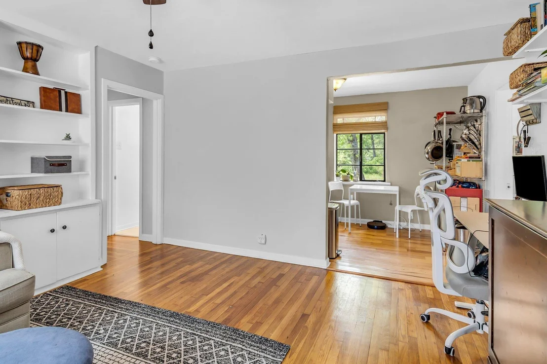 Photo of 130 Peace Haven LN