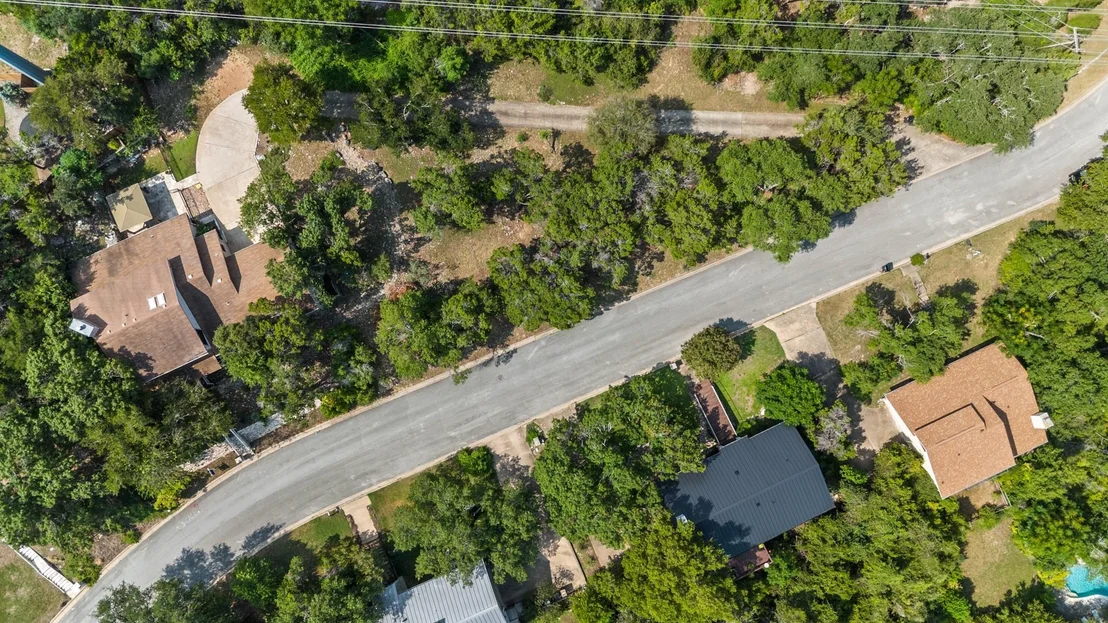 Photo of 6005 Diamond Head DR