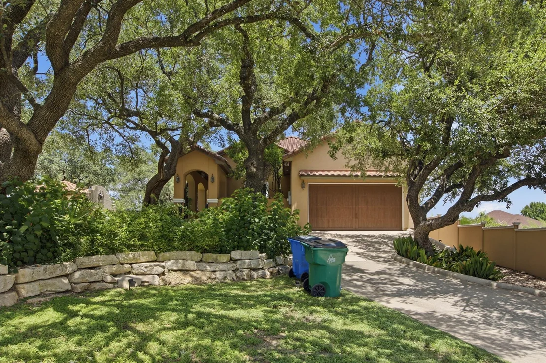 Photo of 15210 Kevin LN