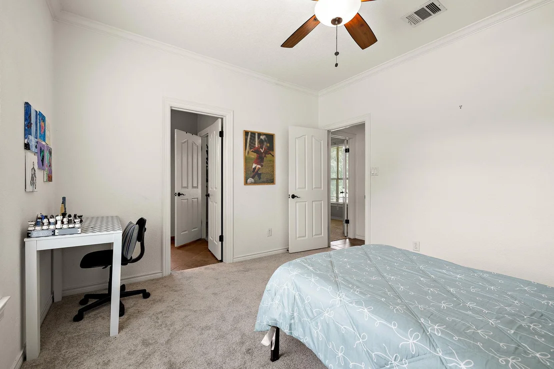 Photo of 9608 Streamside DR