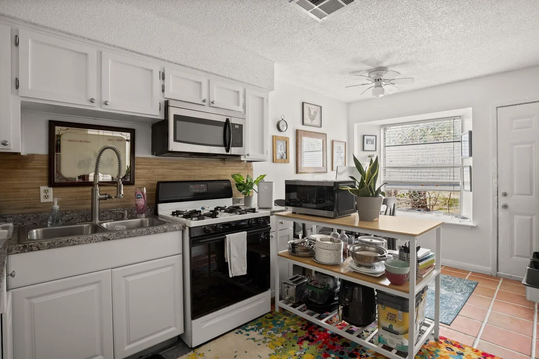 Photo of 5402 Brompton CIR