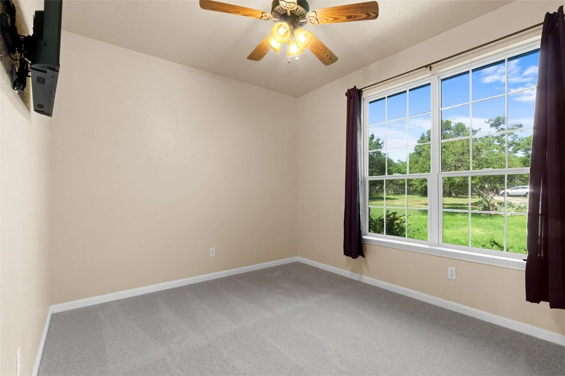 Photo of 5545 Cliff Estates RD