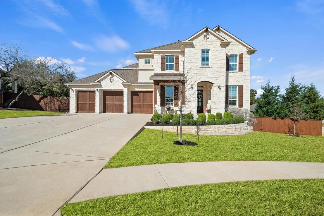 Photo of 3900 Logan Ridge DR