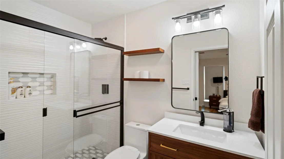 Photo of 7005 Chinook DR