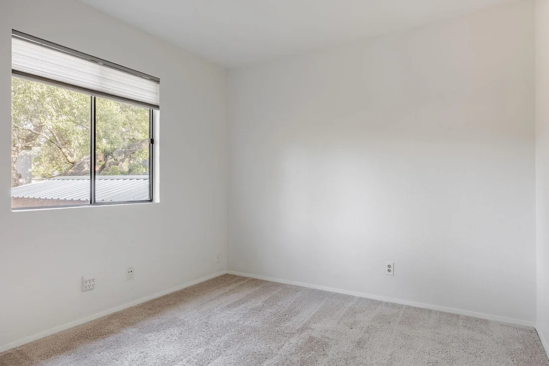 Photo of 7806 Beauregard CIR