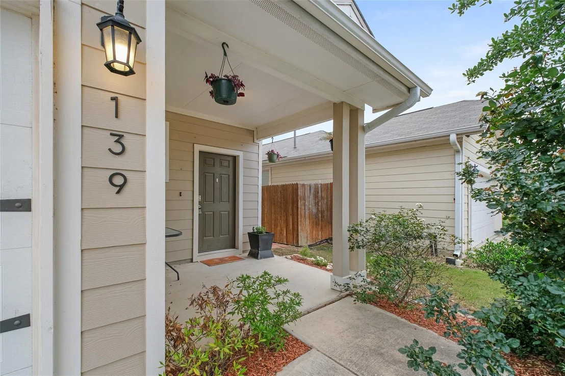 Photo of 139 Corvid DR