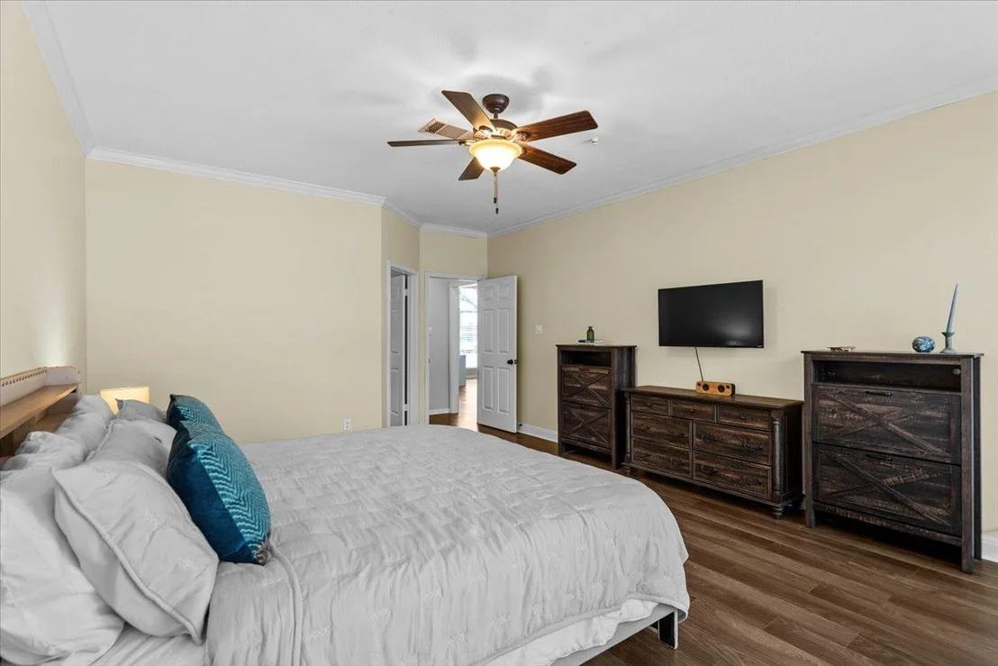 Photo of 10116 Pinehurst DR