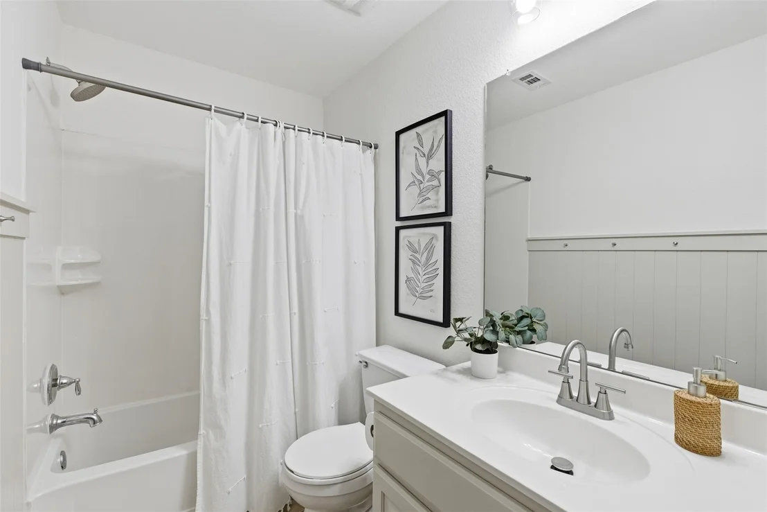Photo of 1502 Summercrest BLVD