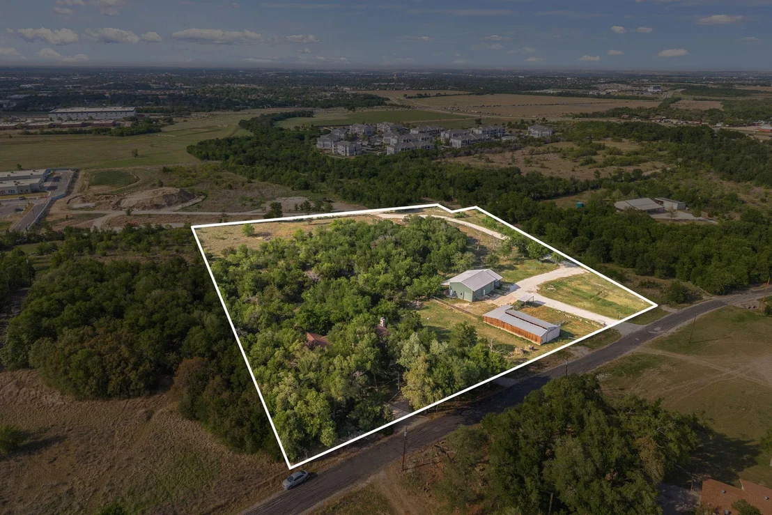 Photo of 330 County Road 166