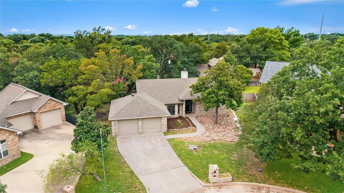 Photo of 4318 Woodstone CIR
