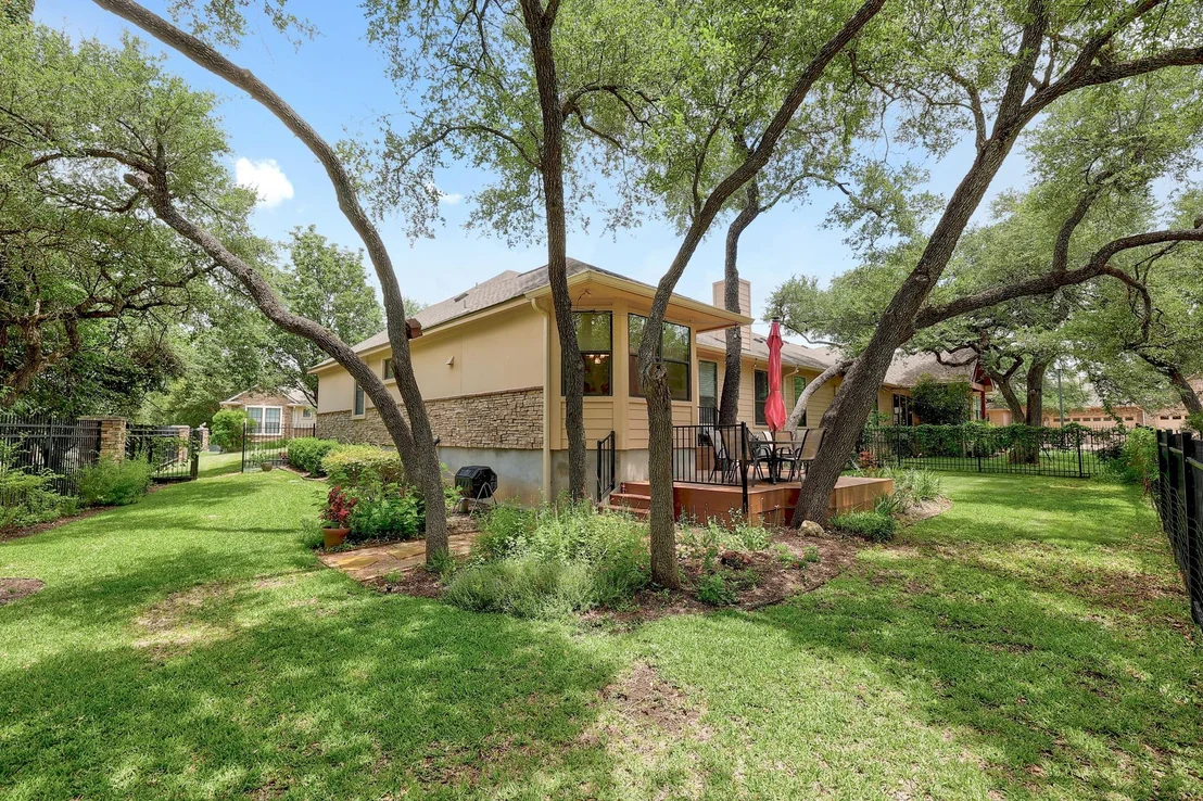 Photo of 4205 Dot DR