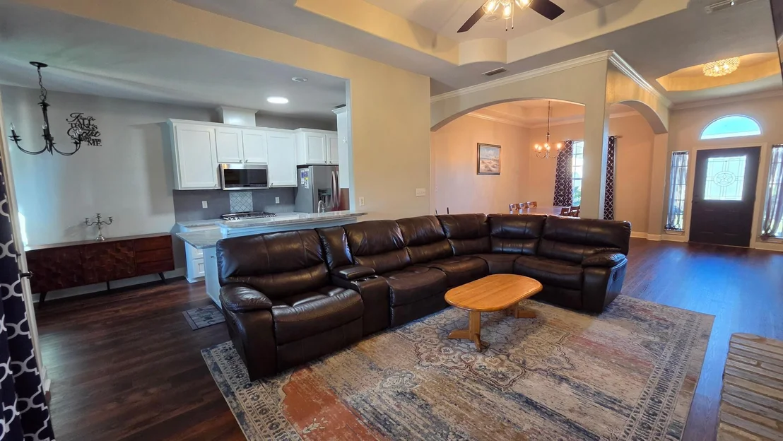 Photo of 125 Rose Mayer LOOP
