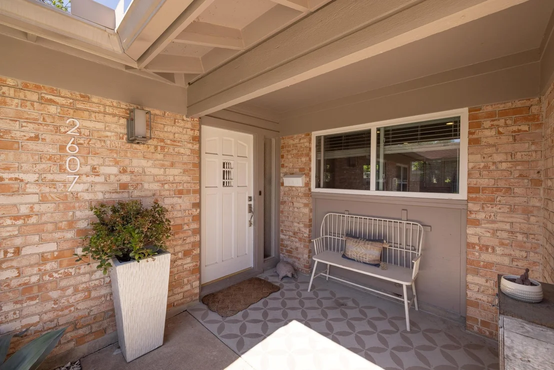 Photo of 2607 Cascade DR