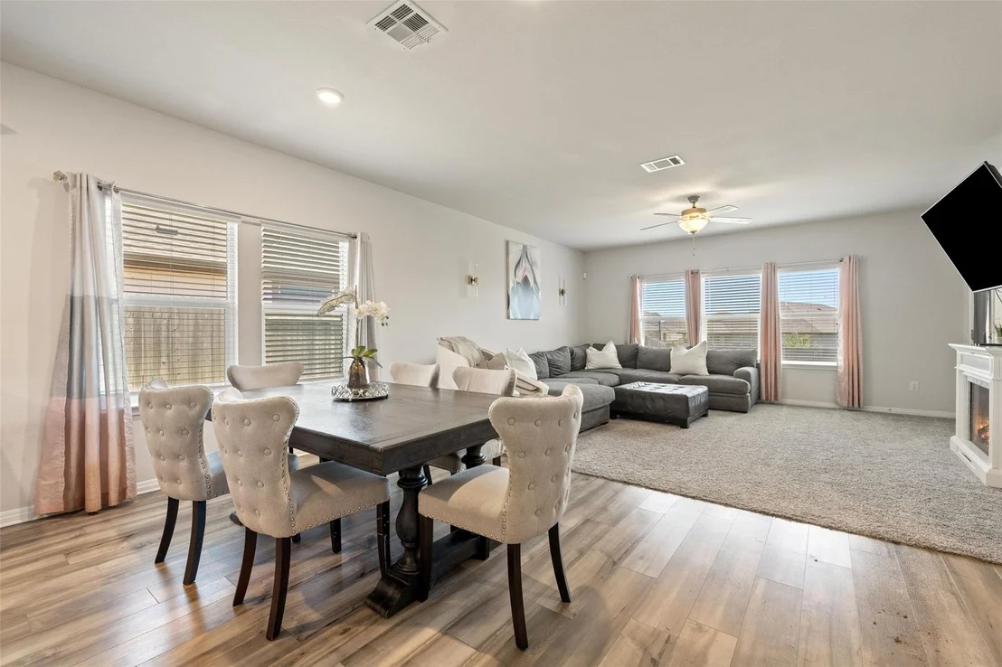 Photo of 14029 Heartland DR