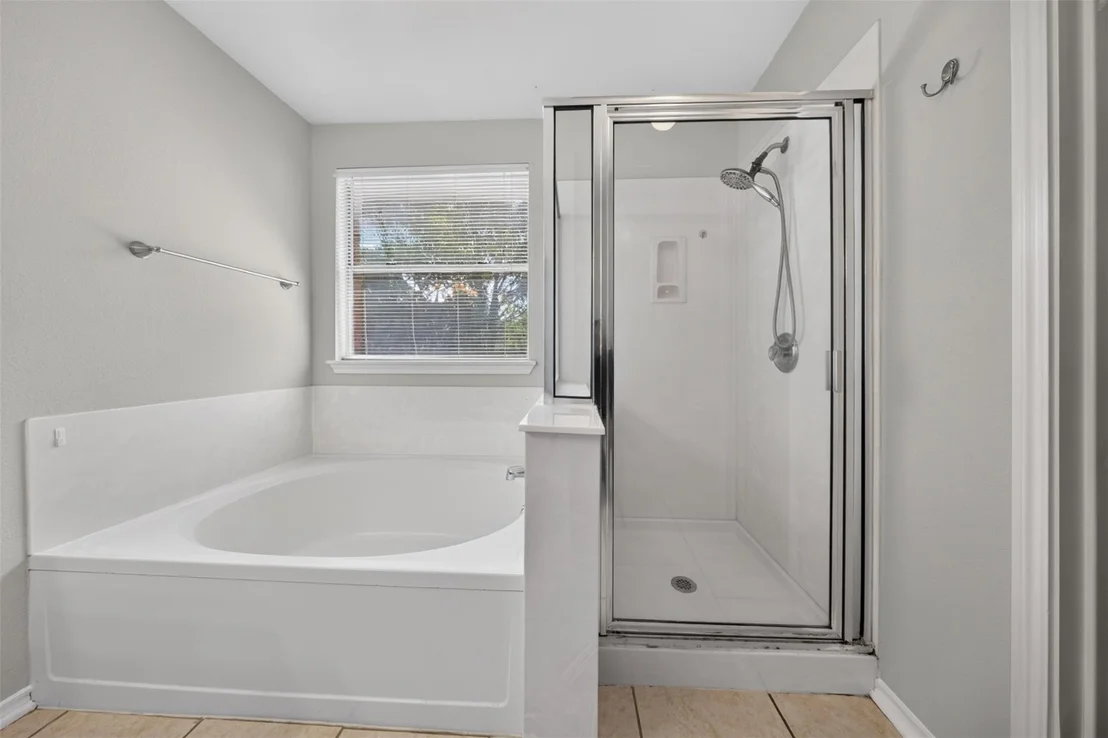 Photo of 112 Northern TRL