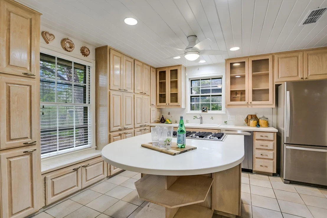 Photo of 1305 Fairwood RD