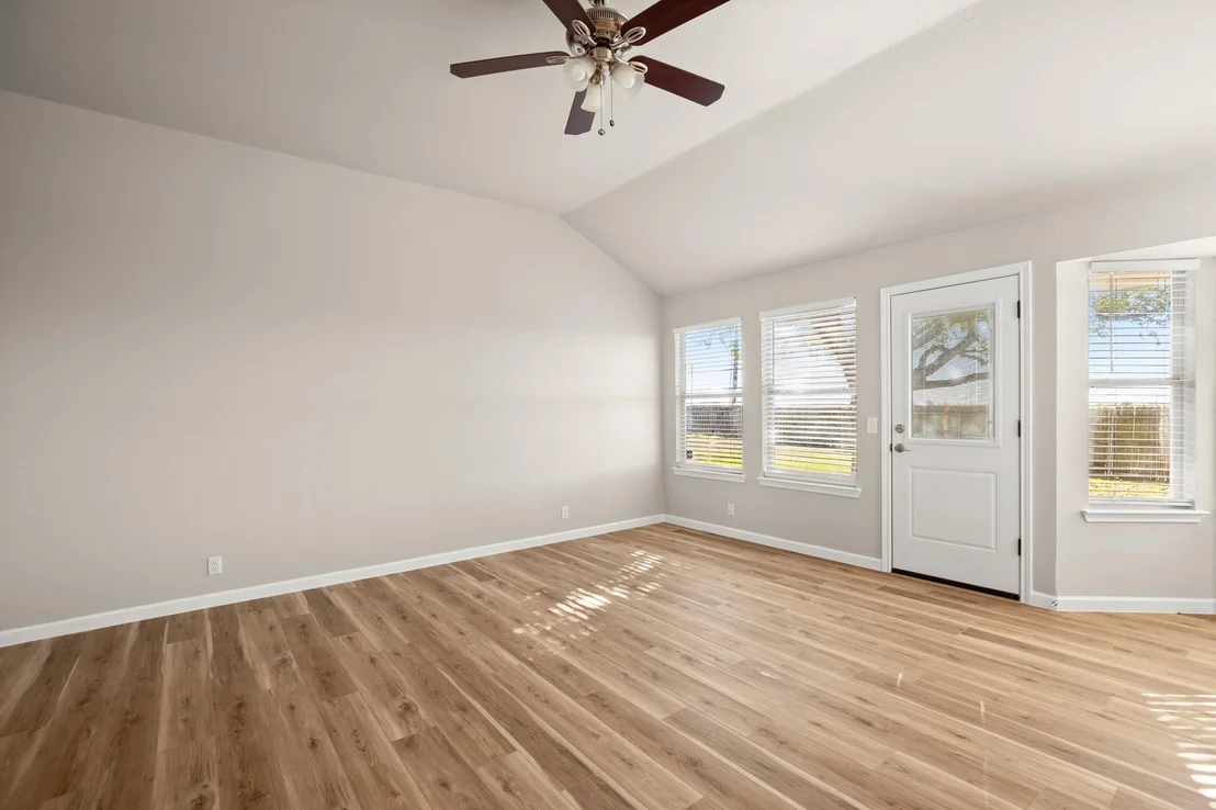 Photo of 106 Mockingbird CV