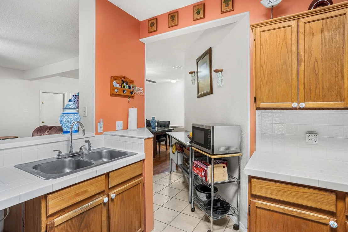 Photo of 1121 Black Locust DR