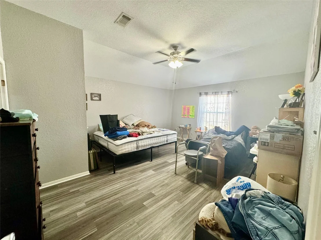 Photo of 913 Filly LN