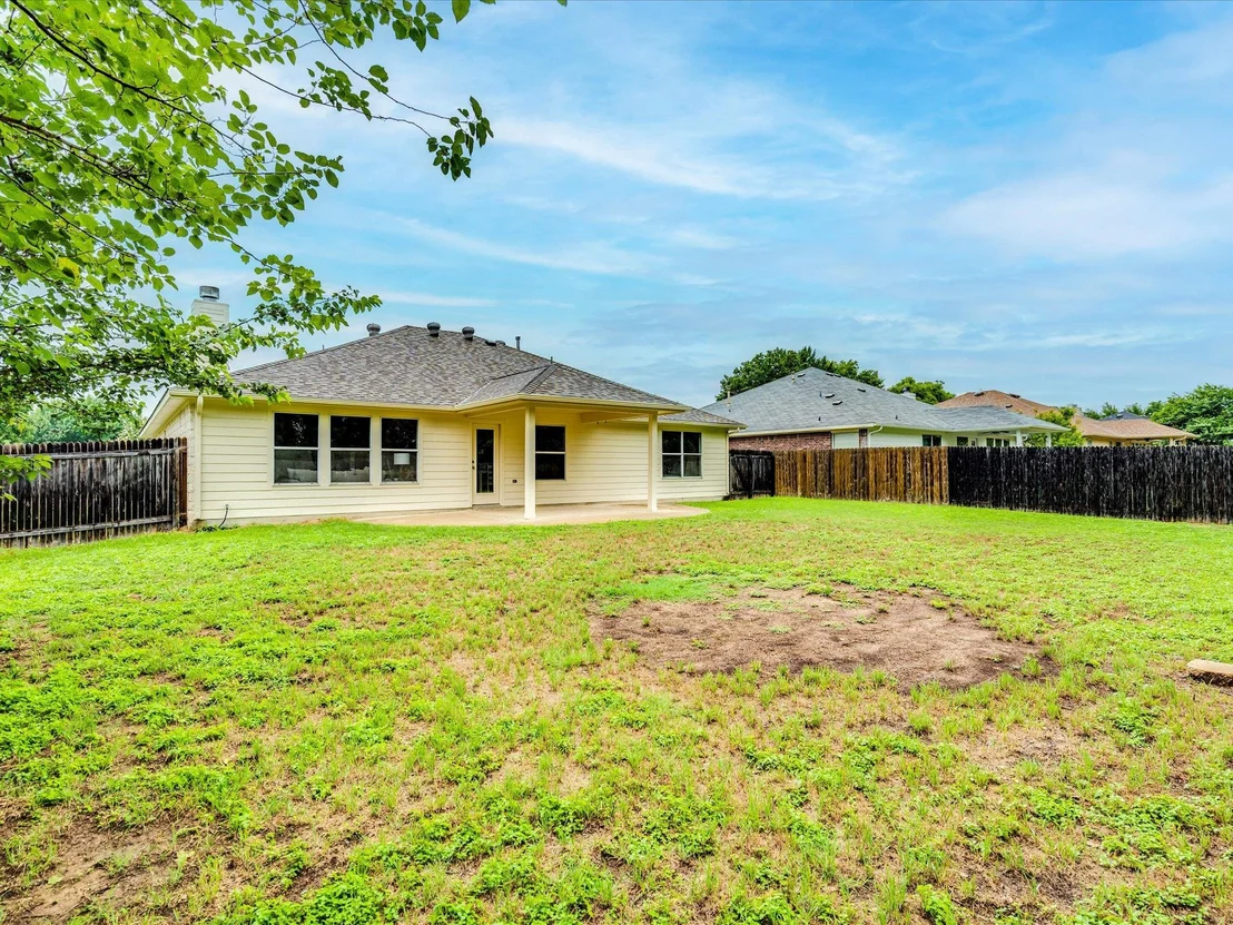 Photo of 105 Plumbago DR