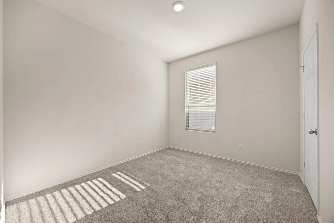 Photo of 308 Bedford Falls LN