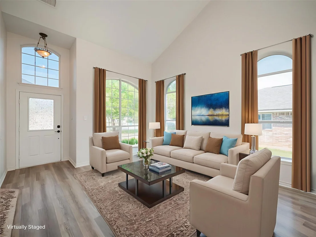 Photo of 1706 Timberwood DR