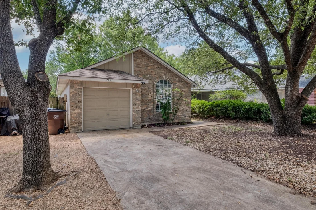 Photo of 2155 Redwing WAY