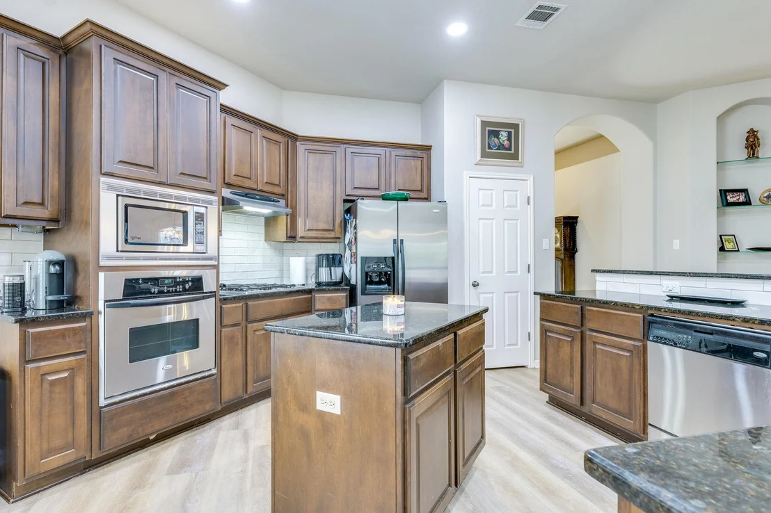 Photo of 12537 Central Park DR