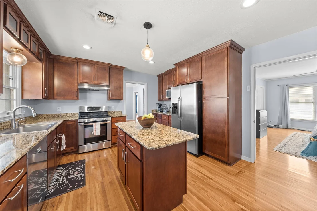 Photo of 1902 N 7th ST